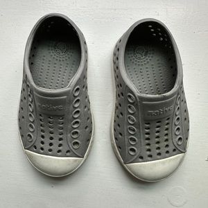 Native Jefferson Toddler Shoe Slip On Gray 4 C4